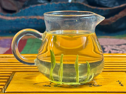 Bird’s Tongue Premium Green Tea